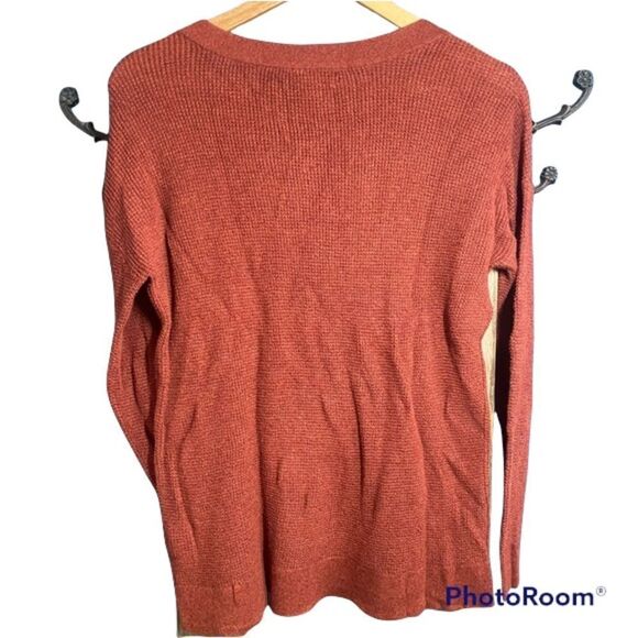✨ AMERICAN EAGLE Jegging Fit Rust Sweater✨ - Picture 4 of 6